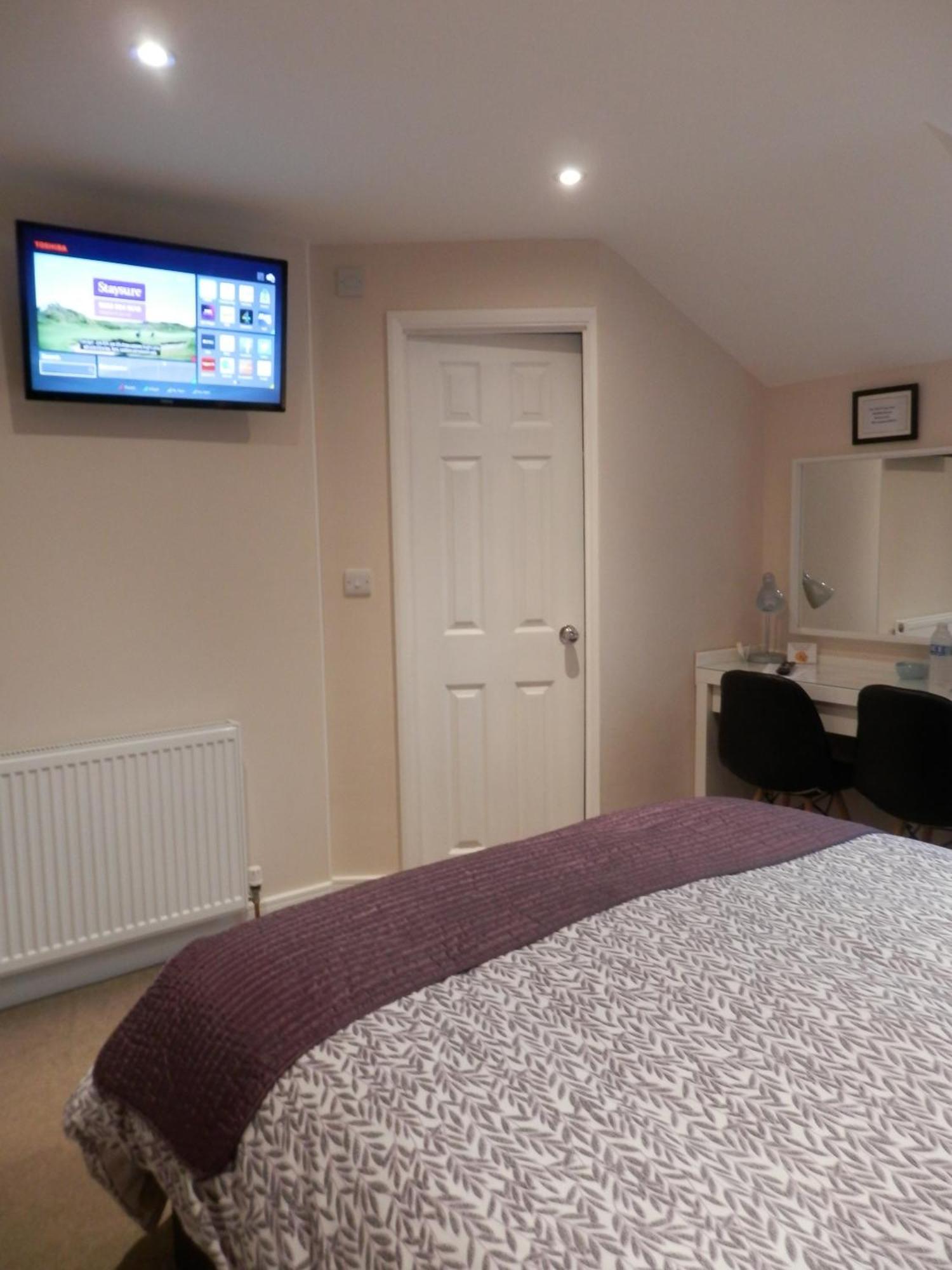 Middle House Bed and Breakfast Coventry Rum bild